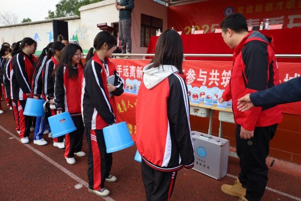 常德新德才職業學校,常德新德才,常德招生就業,電子商務專業學校,專業學校報考哪里好